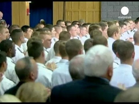 Romney sorpassa Obama nei sondaggi. Attesa per il faccia...