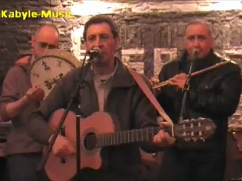 IDEFLAWEN "Berwagiya" (Gala Kabyle de solidarité sinistrés de Kabylie ) 02/2012