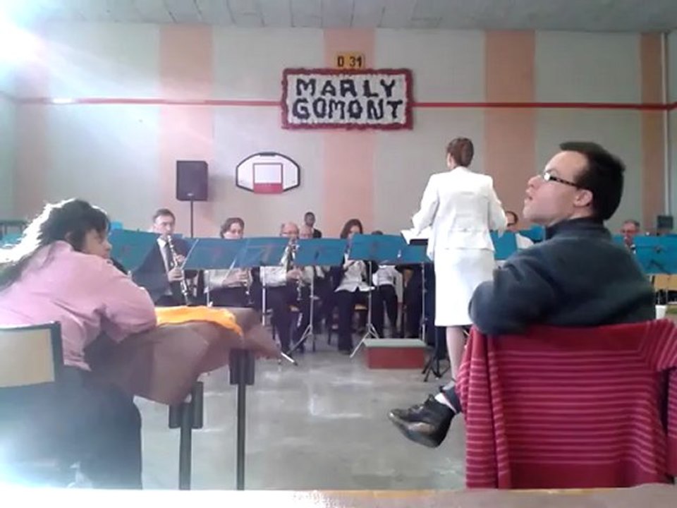 Sur un marché Persan - Harmonie Municipale de Marly Gomont