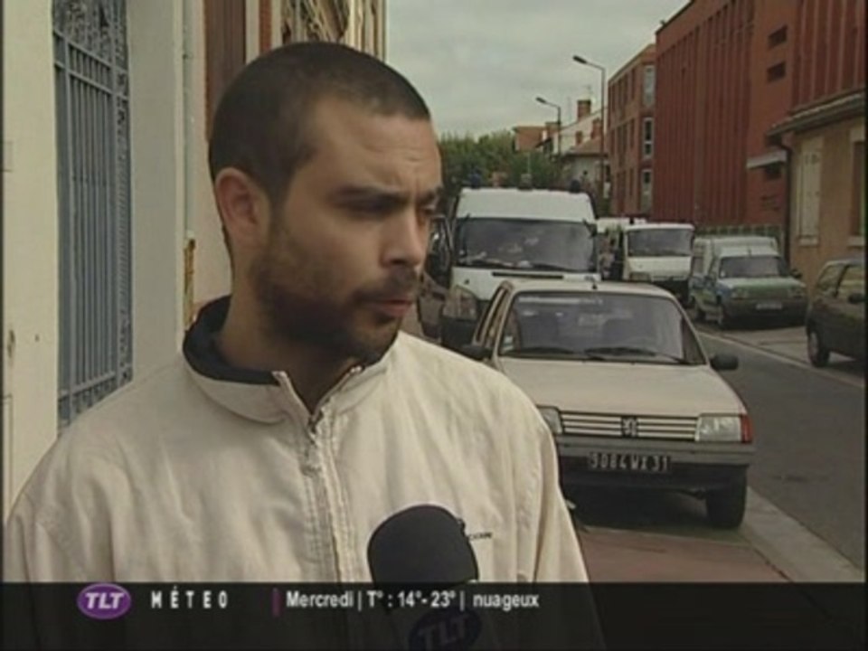 Expulsion des militants du Créa (Toulouse)