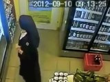 Rahibe Bira Çalarken  Kameralara Yakalandı
