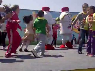 YÖRSAN SÜT MASKOTLARI APACİ MÜZİK SHOW