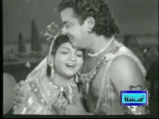 Anjali Devi, Gemini Ganesan - Thesulavuthe - Manalane Mangayin Bhagyam Tamil Song