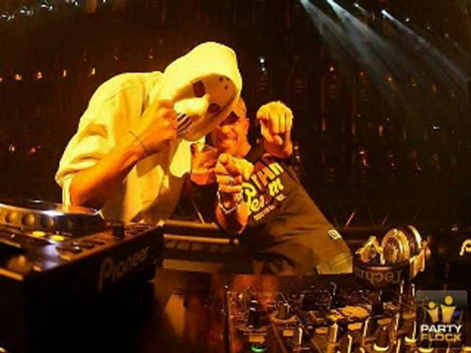 Nitrogenetics - Train Of Thought