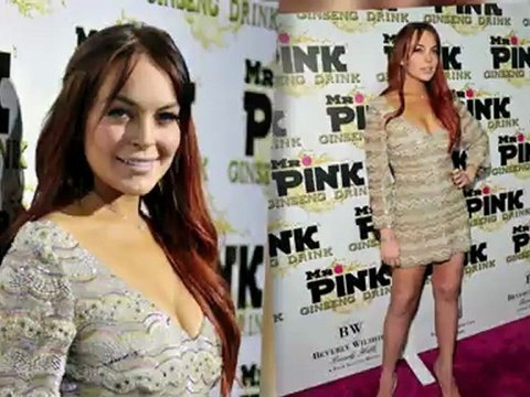 Lindsay Lohan Debuts New Red Hair, Says She's Supporting Mitt Romney