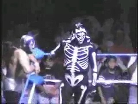 Mil Mascaras & La Parka vs Rey Misterio Sr & Cien Caras (2005)