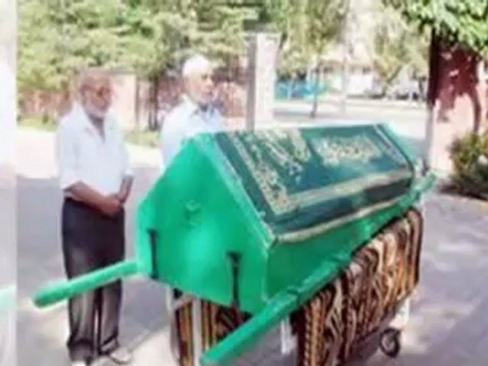 BİR SAL İLE TAŞINDIM ....DURAK YİĞİT  VİDEOSU