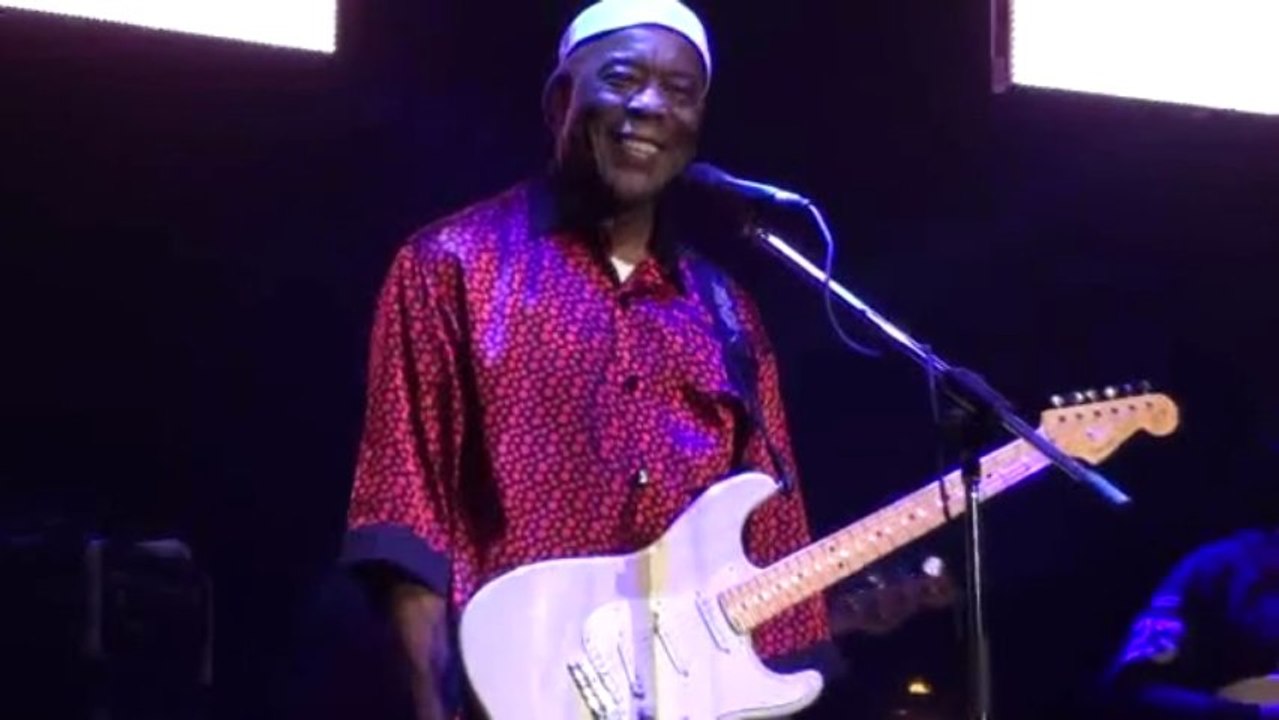 Buddy Guy "Hoochie Coochie Man" Quebec 2011