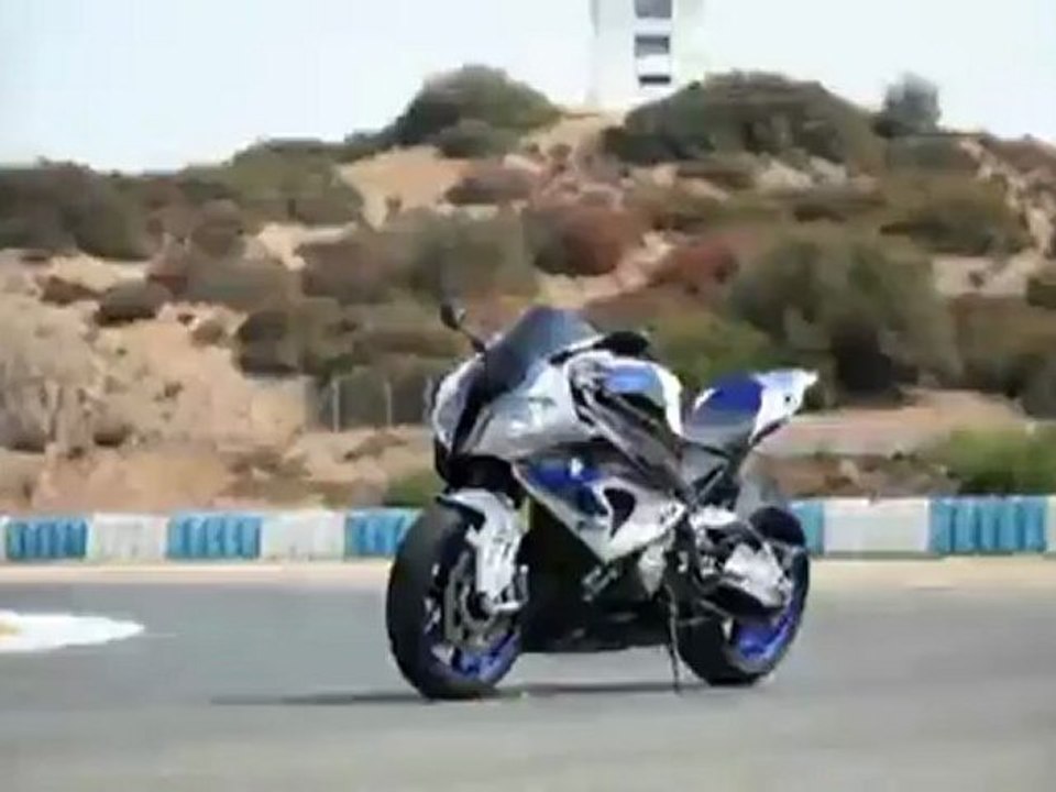 Al margen: la moto bmw hp4 | al volante