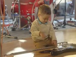 pub Danone (Cow & Gate)