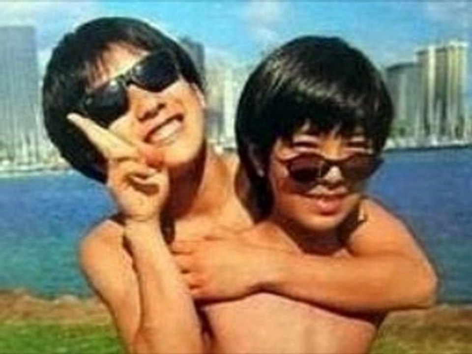 video modele  pour  http://marc0500.skyrock.com/ et  http://marc05000.skyrock.com/ et les goupes  AVIS-DE-RECHERCHE  et   information