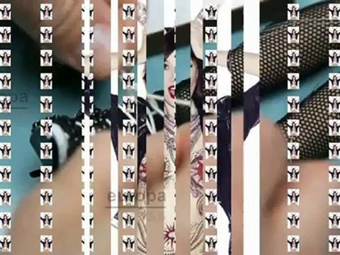 Daisy Lowe, desnuda y tatuada para Coca-Cola