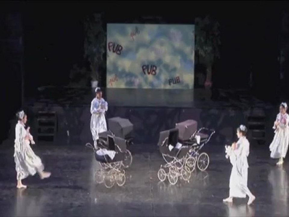 Gala 2012-25-Baby love