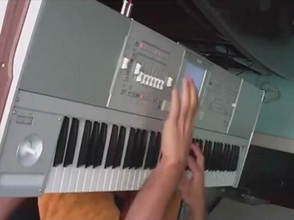 KORG M3 73   LEADS