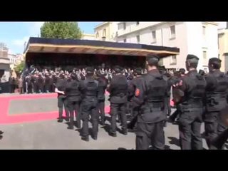 Télécharger la video: Caldoro - Anniversario Carabinieri, impegno costante, risultati straordinari