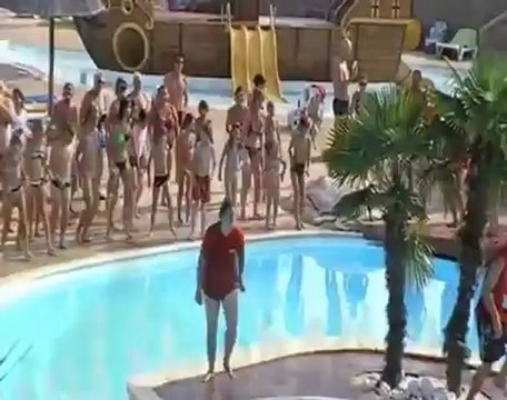 Domaine des Dauphins Bleus, danse du camping !