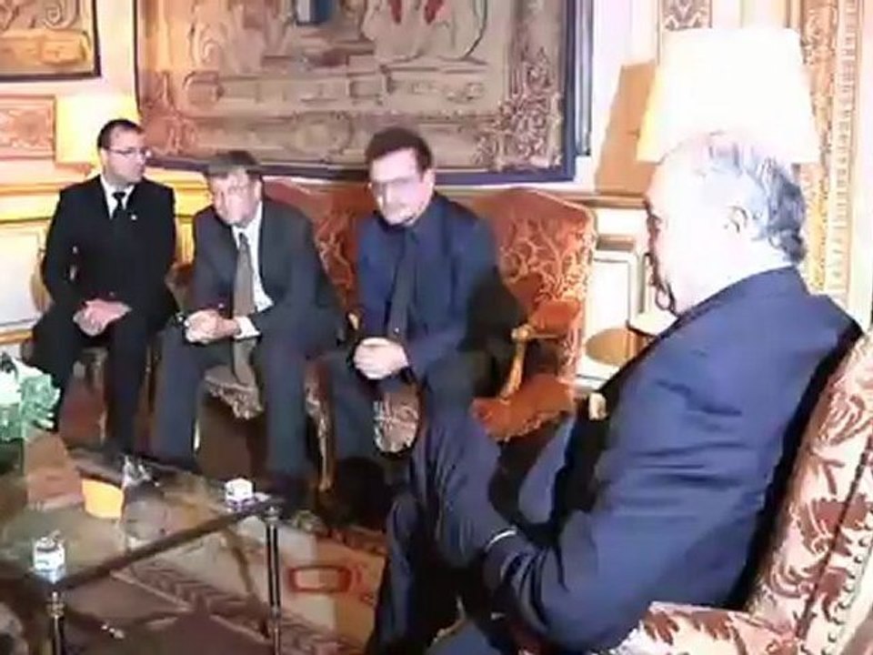 Bono et Bill Gates reçus au Quai d'Orsay (10.10.2012).