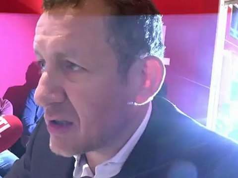Dany Boon était l'invité de Stéphane Bern ce jeudi au Mondial de l'automobile de Paris