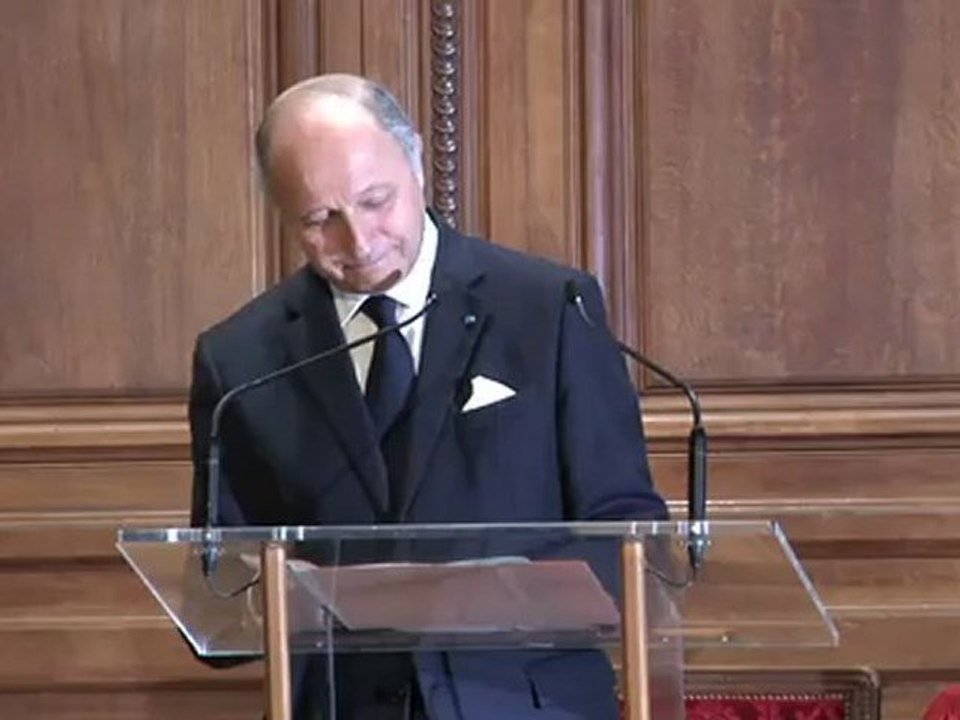 L. Fabius à la cérémonie de remise des diplômes du MBA International Paris (10 octobre 2012)
