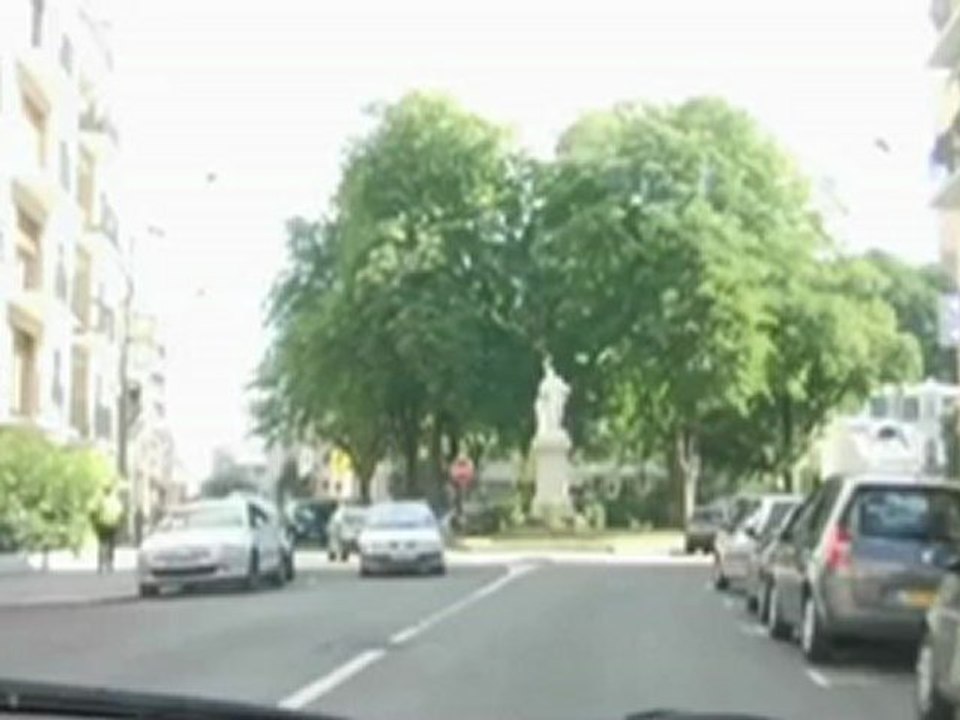Emmanuel veut un job bien payé