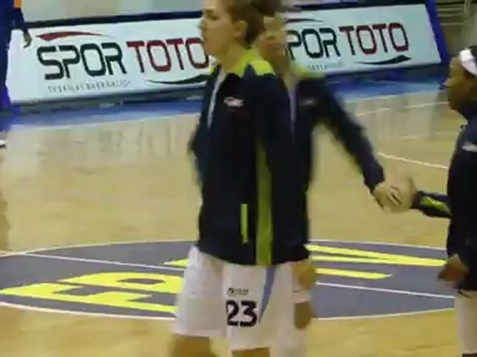 4 Nisan 2012 Fenerbahçe Mersin Belediye Maçı Maç Öncesi Isınma