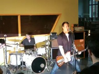 Daria en concert à la bibliothèque Annie-Fratellini