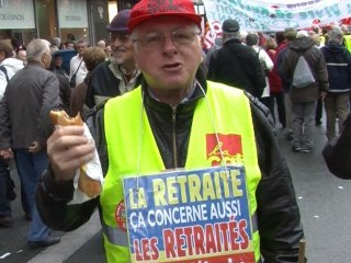 Les retraités manifestent à Paris pour leur pouvoir d'achat
