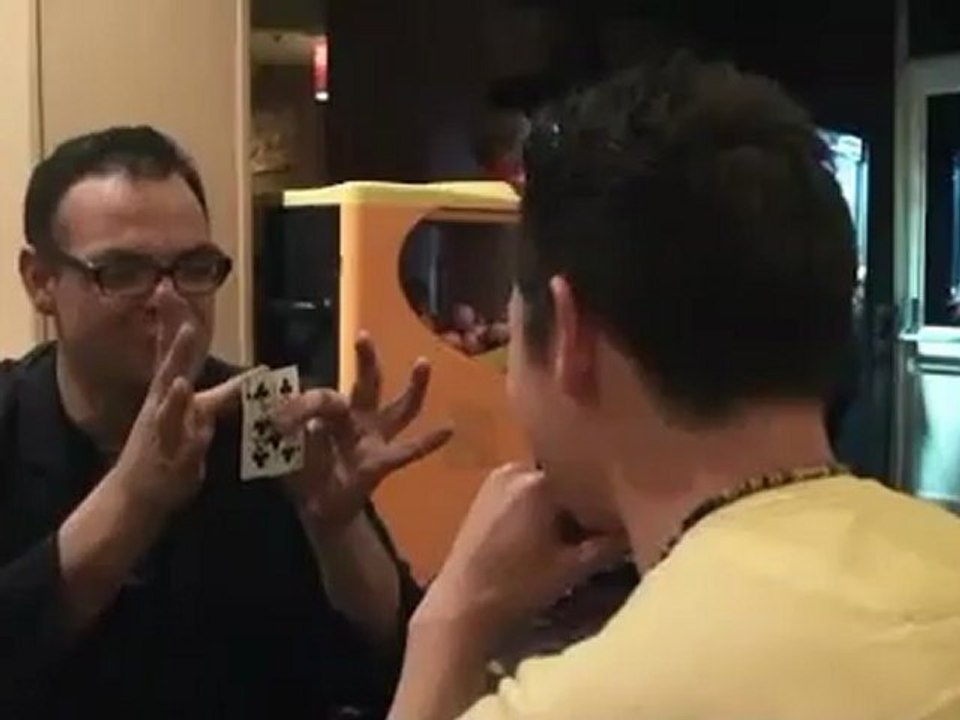 Fuze by Jeff Prace and Wizard FX Productions (DVD) - Magic Trick