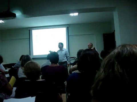 bir gönül hikayesi anlatırdı gözlerin