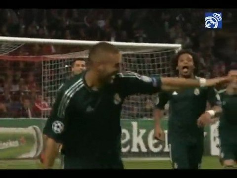 15 min: Champions League 12/13 Ajax - Real Madrid