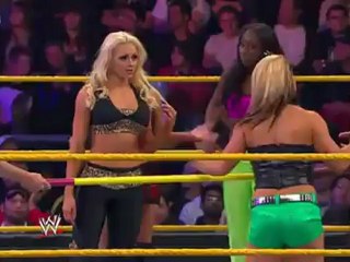 19_10_10 5 Divas Limbo Challenge (Naomi Night VS Maxine VS Aksana VS A.J.Lee VS Kaitlyn)
