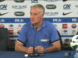 Bleus - Deschamps : ''Benzema peut jouer sur un côté aussi''