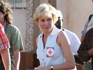 Celebrity Bytes: Naomi Watts Recreates Diana's Bravest Moment