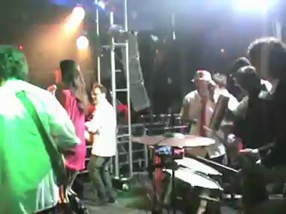 Cumbia Cool - De Musica Ligera (Soda Stereo) en Sheik Disco, Cordoba