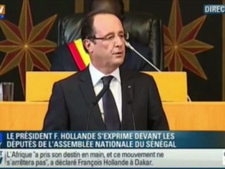 Hollande à Dakar : "Le temps de la Françafrique est révolu"