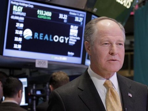 Wall Street Opens Flat as Wells Fargo, JPMorgan Fall