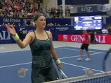 Azarenka, sin problemas ante Martic