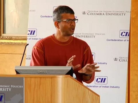 Does Political Empowerment Explain Closing Wage Gaps?