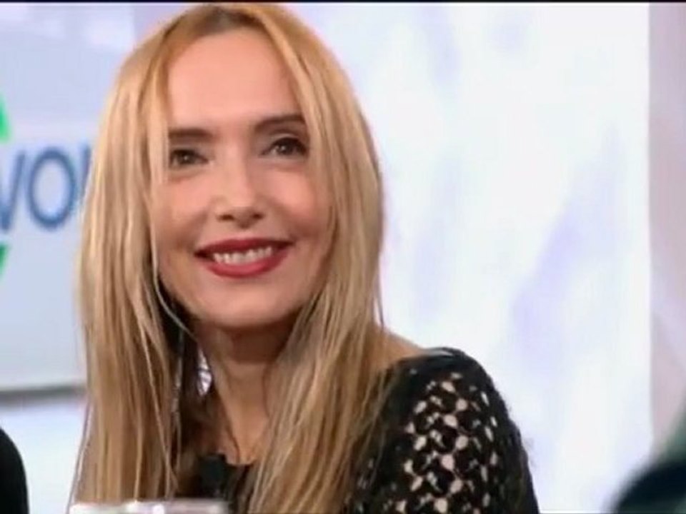 JEANNE MAS - France 5 - C à vous la suite - - YouTube