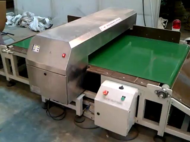 Metal Detector for Rubber / Synthetic Rubber / Rubber Blocks / Rubber Sheets