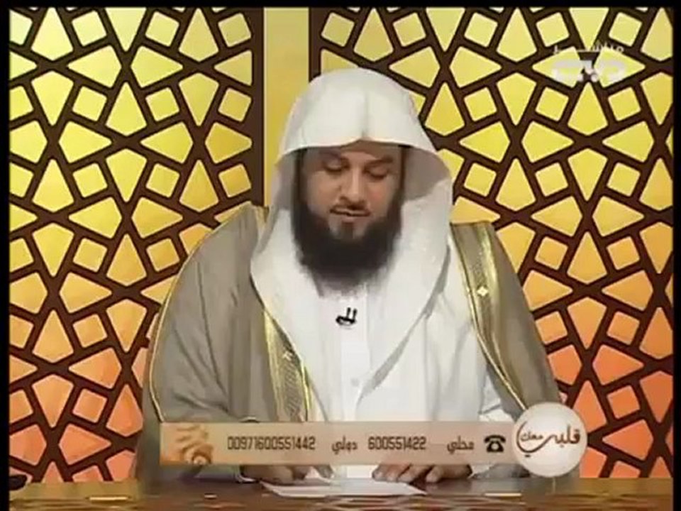 حكم رفع اليدين أثناء الدعاء في صلاة الجمعة و مسح الوجه بعد الدعاء