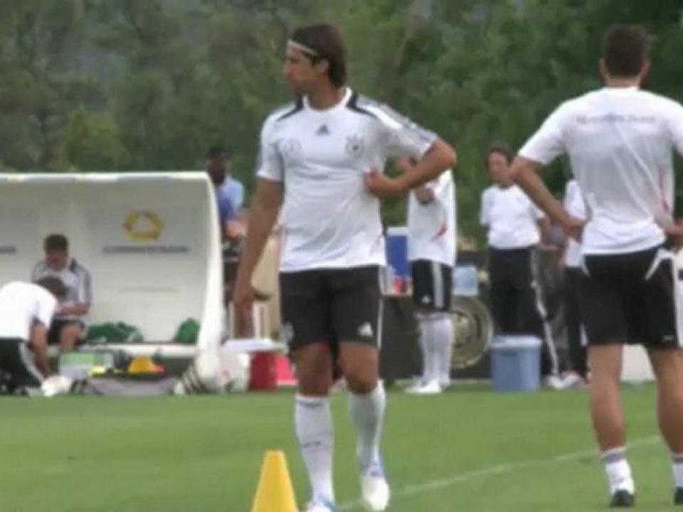 Sami Khedira für Schweden-Spiel fraglich