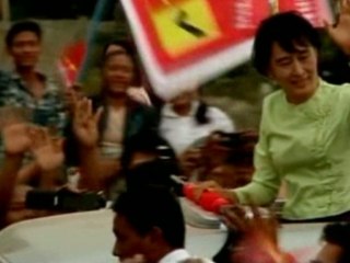 Backing signs of change in Myanmar