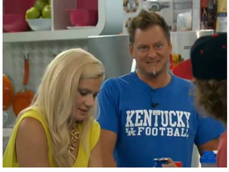 It wasn't Joe's idea to cook breakfast for Shane & Britney