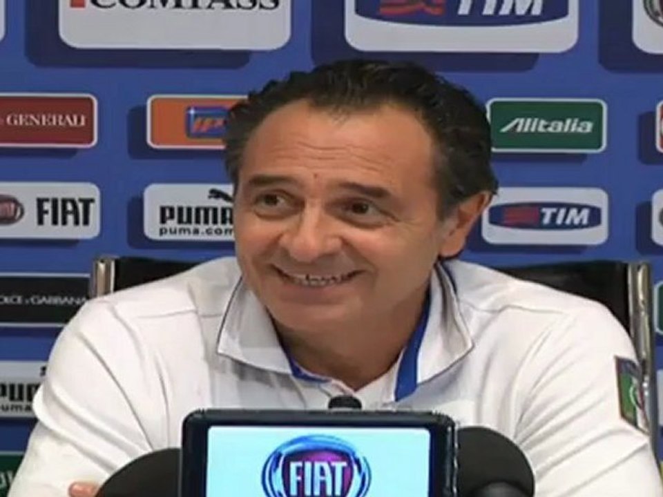 WM-Quali: Prandelli überrascht von Zeitungsartikeln