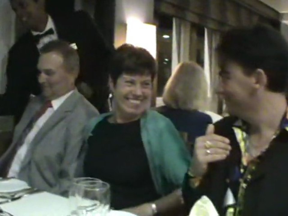 FTI Berlin Kreuzfahrten Speisesaal beim Essen Hubert und Matthias Die Fellas Mittelmeer Nordland rotes Meer