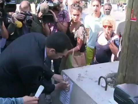 Caricatures anti-islam soixante CRS pour un seul manifestant