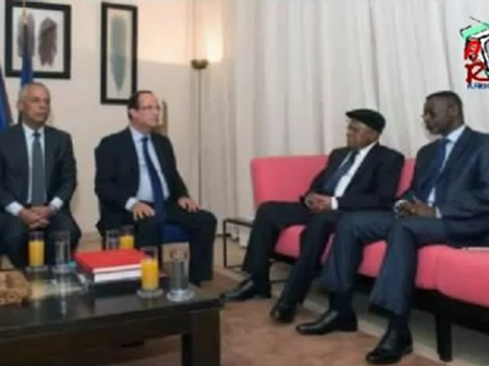 La rencontre historique entre Francois Holland et Etienna Tshisekedi