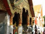 DSC_7152 Doi Suthep près de Chiang Mai, temple du 14ème et musique religieuse