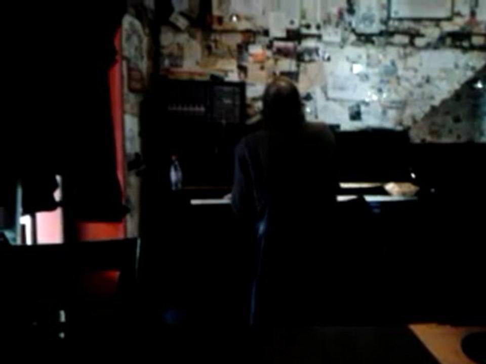 video-2012-10-13-16-44-12